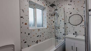 Shower, towels