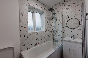 Shower, towels