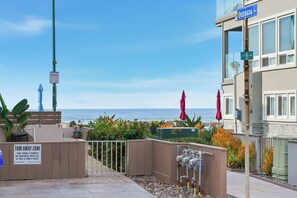 Property grounds - South Shore Dream | Ocean View, Massive Patio, BBQ (San Diego)