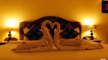 Deluxe Double Room, Balcony, City View | Free WiFi