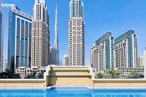 Pool - bnbme | Stylish Studio w/ Pvt Balcony & City Views (Dubai)