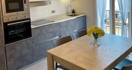 Lovely apartment Onda Blu 2 steps from the sea