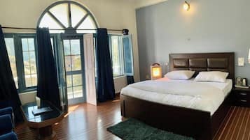 Basic Double Room, Mountain View | Free WiFi, bed sheets