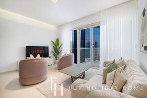 Apartment, City View | Living area