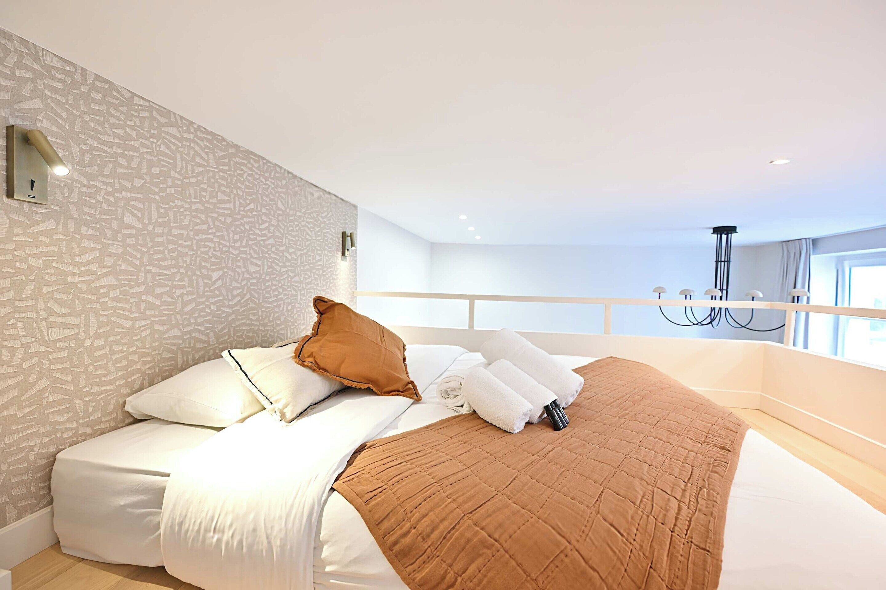 Apartment | 1 bedroom, iron/ironing board, bed sheets