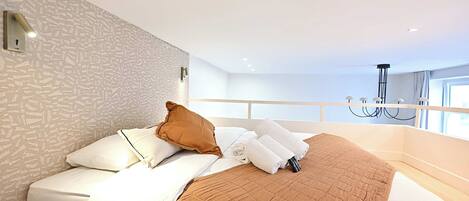 Apartment | 1 bedroom, iron/ironing board, bed sheets
