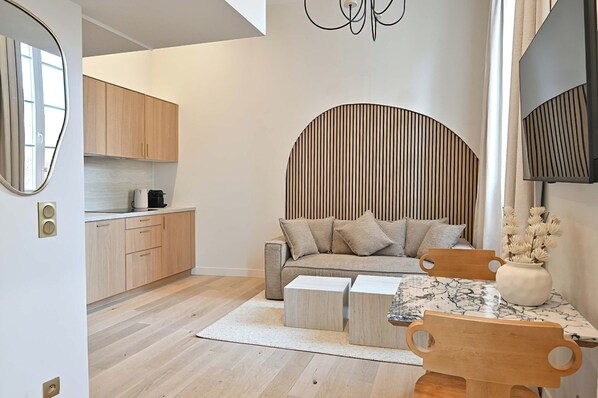 Apartment | Living area