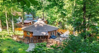 A Round the Glen -Unique 2BR, 2BA, Fenced Yard, Firepit