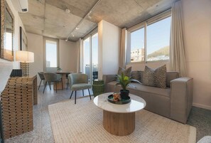 Two Bedroom Apartment | Wohnbereich | Smart-TV, Netflix, Streaming-Dienste