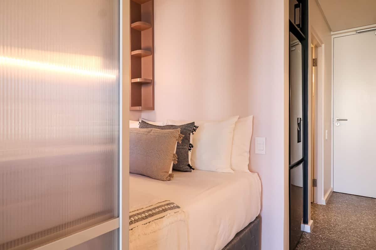 Studio | Zimmersafe, individuell dekoriert, individuell eingerichtet