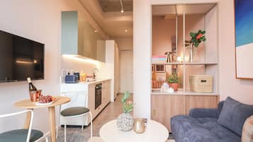 Compact Studio | 客廳 | 智能電視、Netflix、串流服務