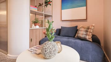 Compact Studio | 客廳 | 智能電視、Netflix、串流服務