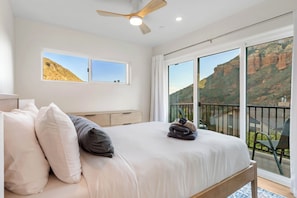 3 bedrooms, free WiFi, bed sheets