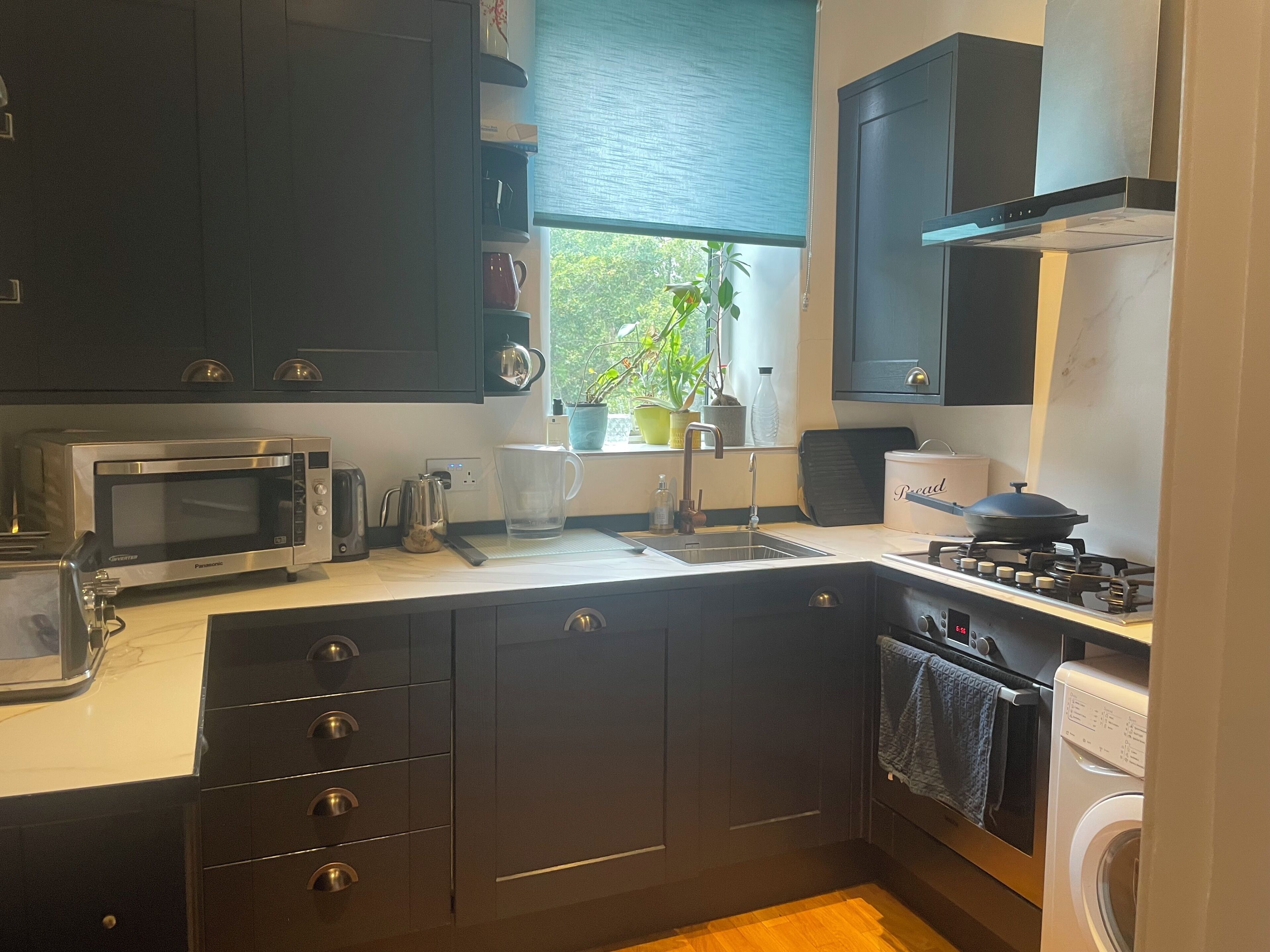 電子レンジ、オーブン、食器洗い機