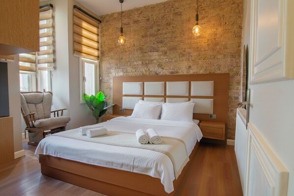 2 habitaciones, tabla de planchar con plancha y wifi gratis 