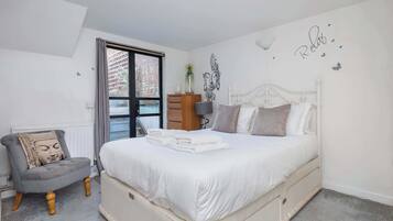 1 bedroom, iron/ironing board, Internet, bed sheets