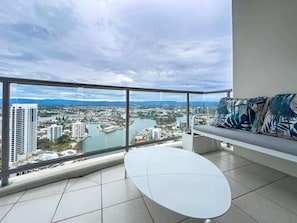 Property grounds - The Lookout-Level 33 (Surfers Paradise)