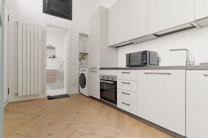 Fridge, microwave, dishwasher, toaster