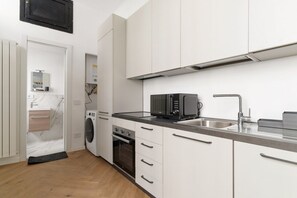 Fridge, microwave, dishwasher, toaster