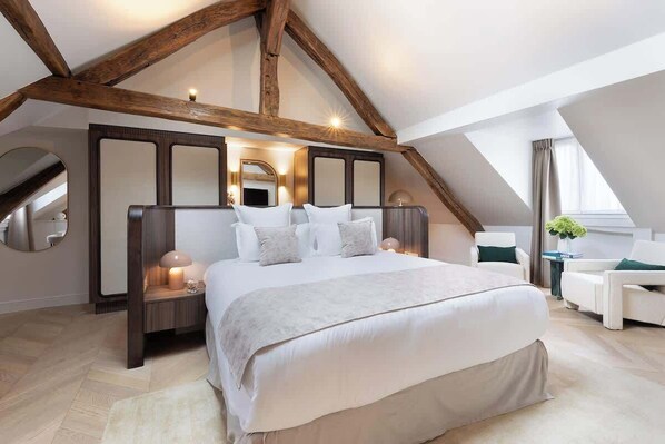 Fer et planche à repasser, Wi-Fi, literie fournie