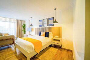 Desk, laptop workspace, free WiFi, bed sheets