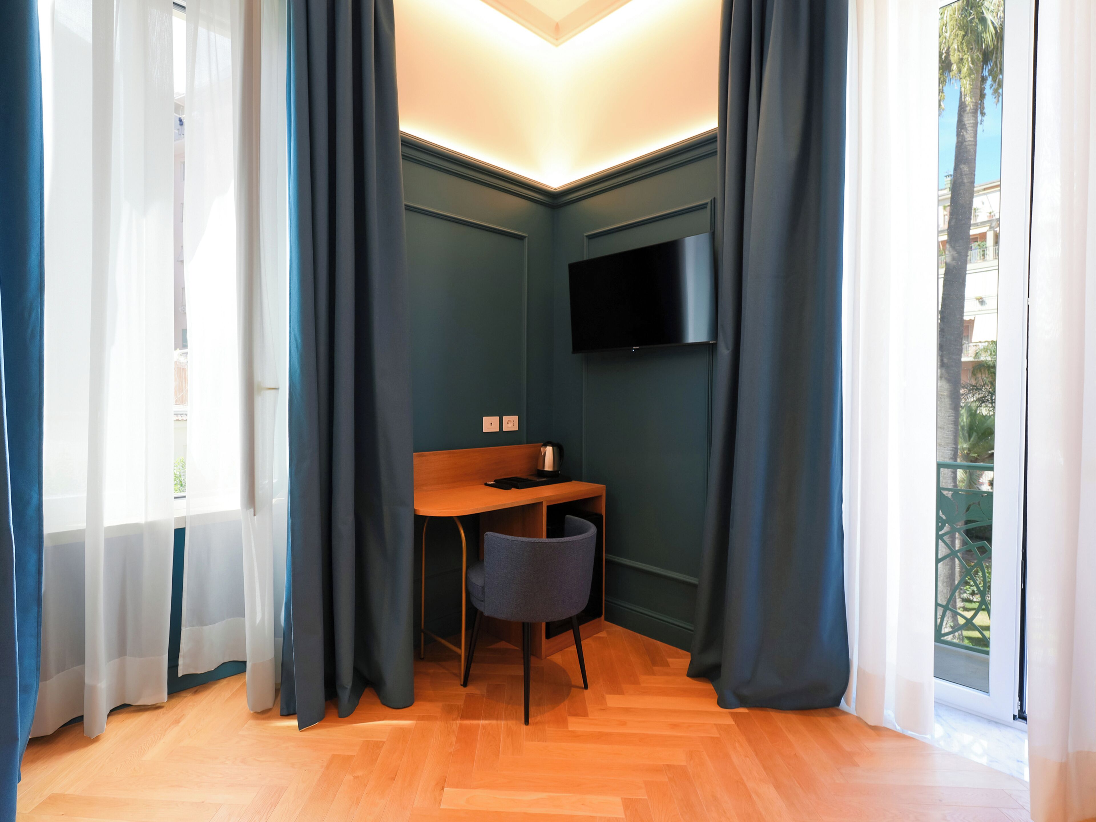 Deluxe-Doppelzimmer, Balkon, Gartenblick | Zimmersafe, Schreibtisch, kostenloses WLAN