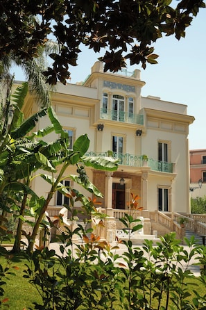 Exterior - Villa Magnolia (Castellammare di Stabia)