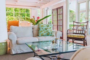 Télévision, espaces bureaux