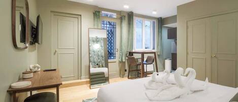 Fer et planche à repasser, Wi-Fi, draps fournis