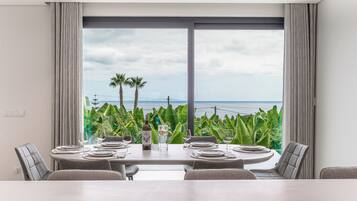 Villa Confort, piscine privée, vue mer | Coin séjour
