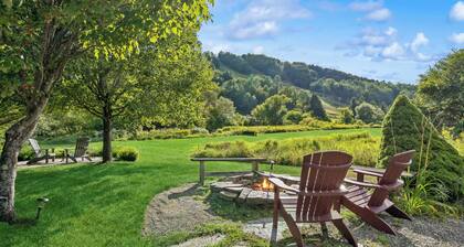 Steps to S6! Firepit, BBQ, Views! - Little House