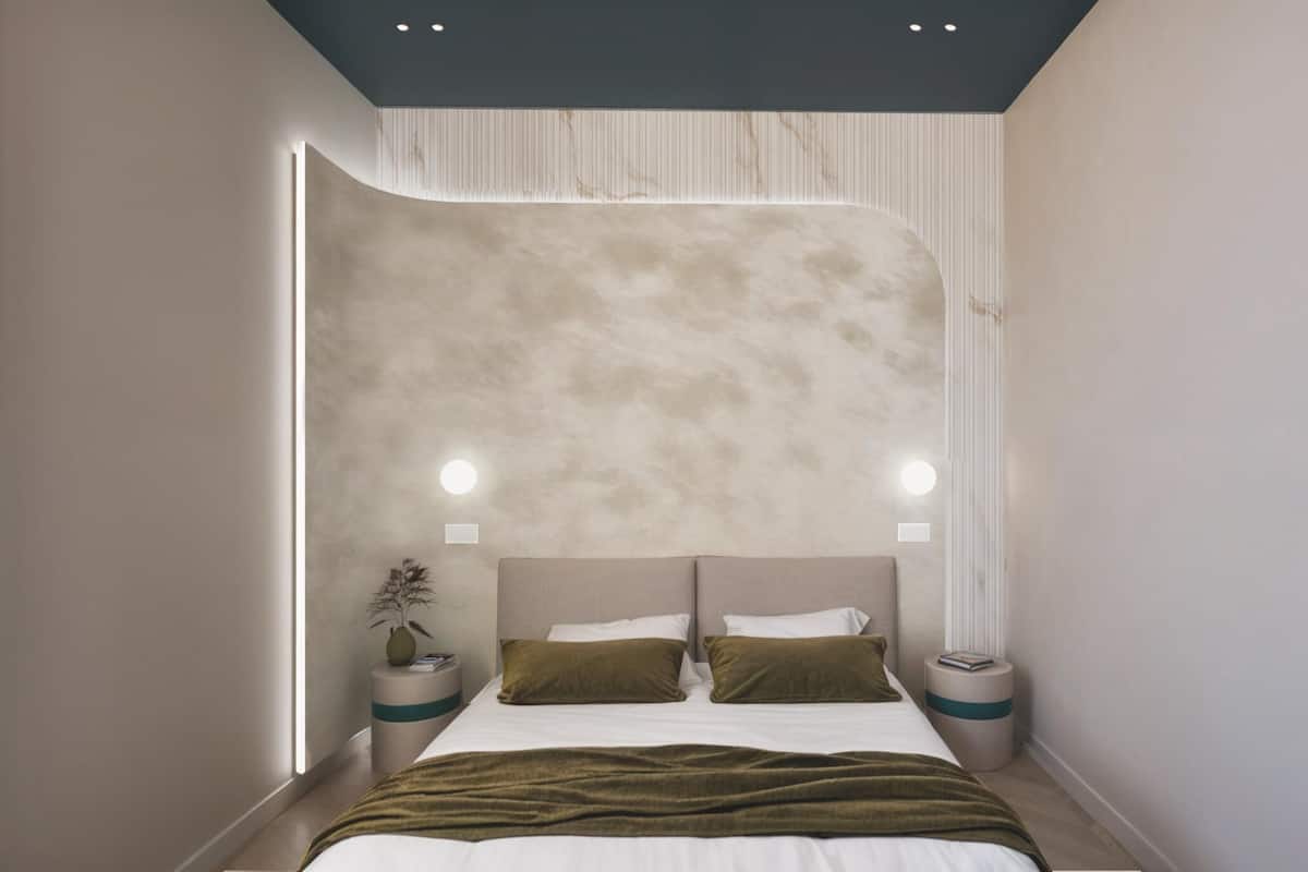In-room safe, soundproofing, iron/ironing board, free WiFi