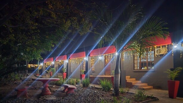 Unclassified image, 1 of 30, button - Bothabelo Lodge (Phalaborwa)