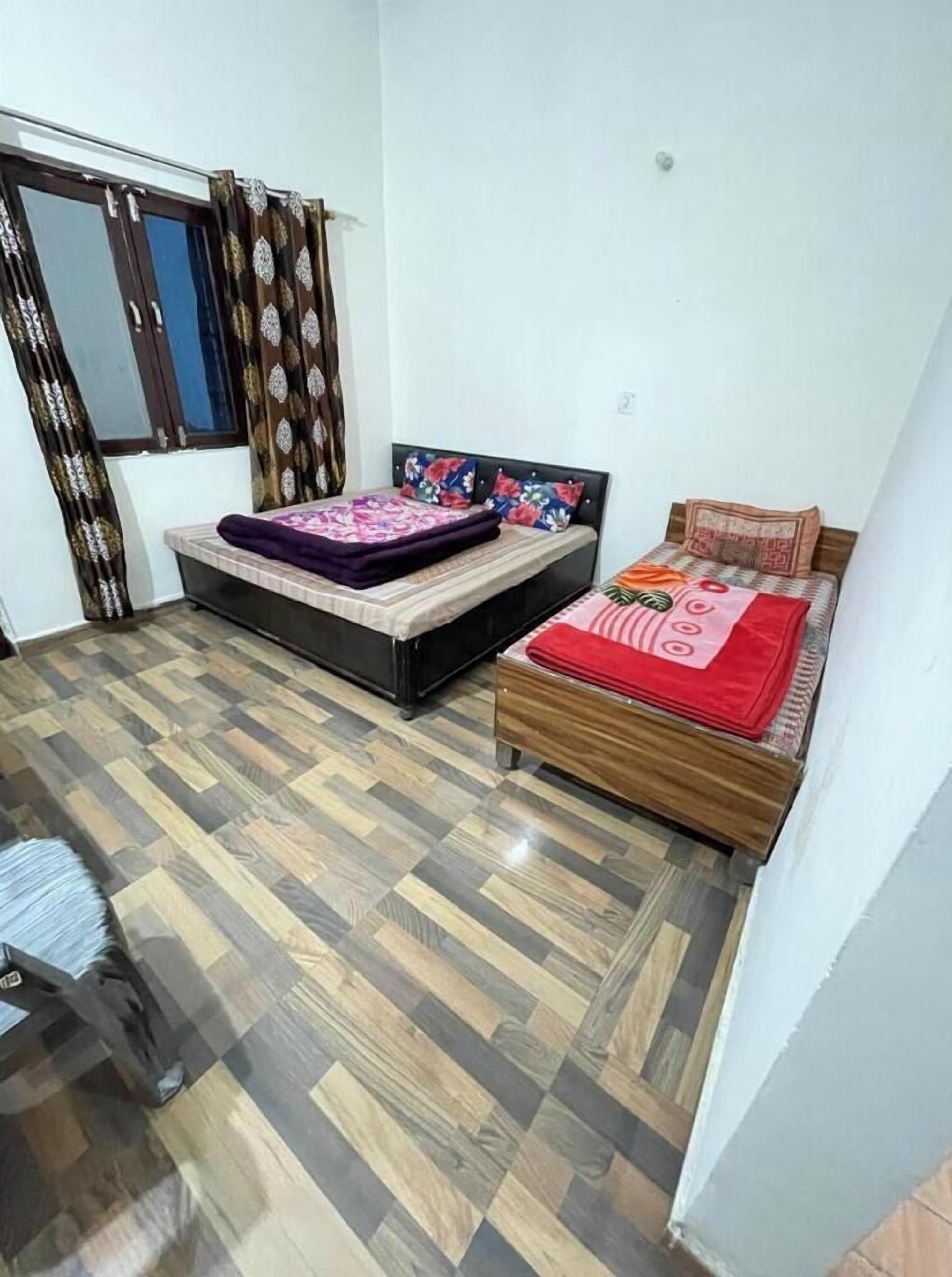 基础双人房 | 免费 WiFi