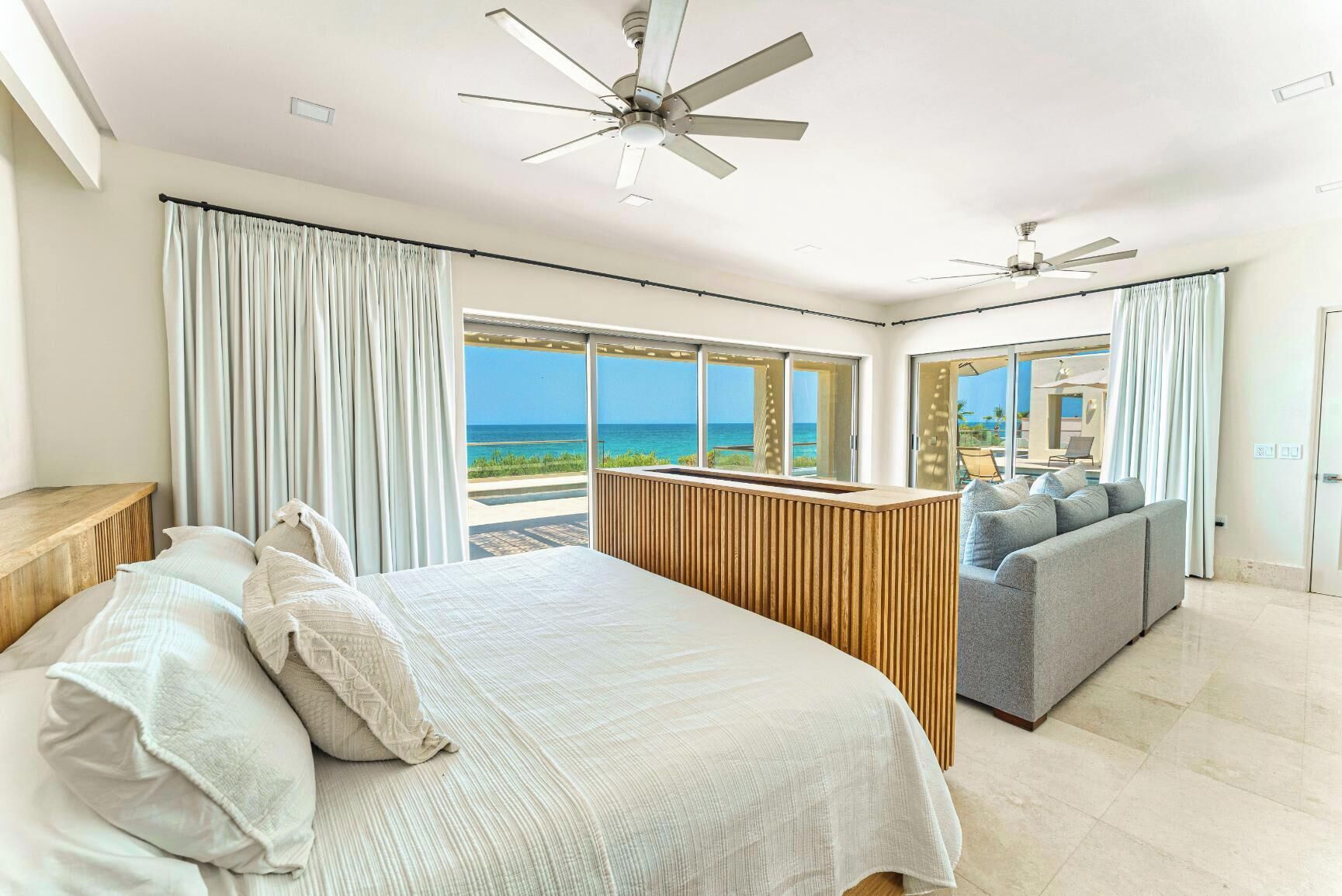 5 chambres, fer et planche à repasser, Wi-Fi, draps fournis