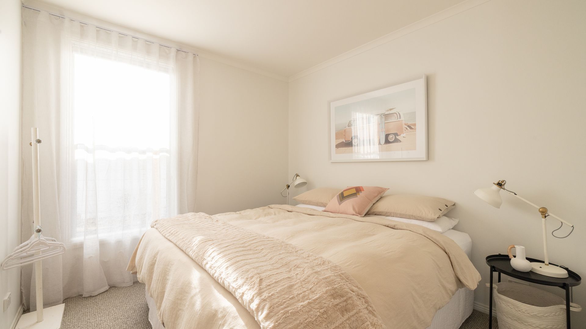 2 bedrooms, iron/ironing board, travel crib, internet