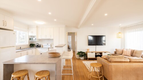 Seafoam Beach Retreat