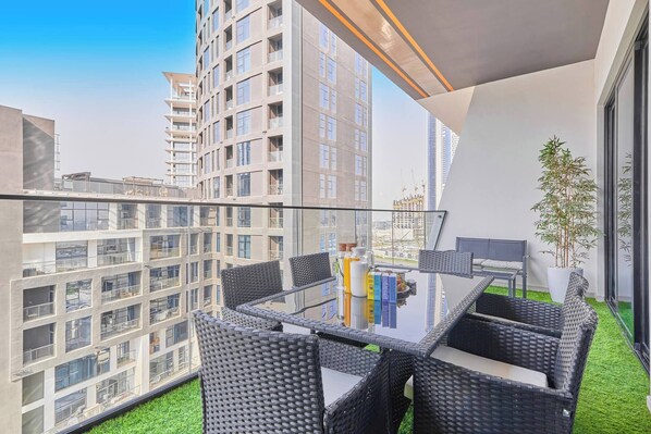 Apartment, 1 Bedroom, Accessible, Smoking | Balcony