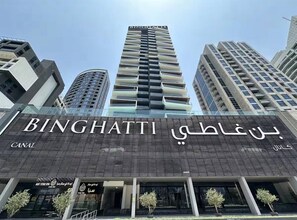 Apartment, 1 Bedroom, Accessible, Smoking | Exterior