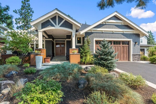 Exterior - Bluebird Day - Shevlin Northwest (Bend)