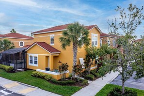Apartment | 4 bedrooms, Internet - 101 Perfect Family Townhouse With Private Pool Near Disney Water Parks (Kissimmee)
