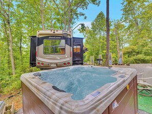 Baignoire à remous extérieure