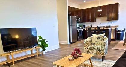 Well-Equipped 2BR Unit with Parking