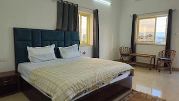 Habitación estándar doble, balcón, vistas a la montaña | Wifi gratis