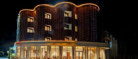 Façana frontal de l'allotjament