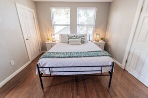 Free WiFi, bed sheets