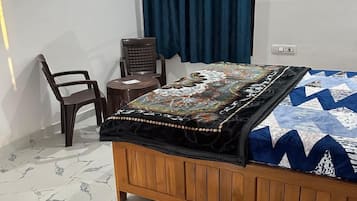 Superior Room | Rollaway beds, free WiFi, bed sheets