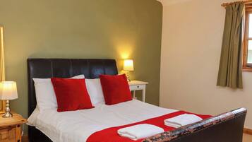 7 bedrooms, individually decorated, individually furnished, free WiFi