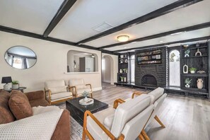 Interior - 4BR Tranquil Escape w/ Pool, BBQ, & Hot Tub in NLV (North Las Vegas)