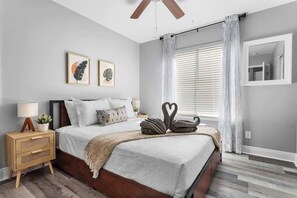 5 bedrooms, iron/ironing board, WiFi, bed sheets